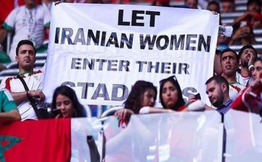 Porno glumica Mia Khalifa podržava Iranke na fudbalskim stadionima 